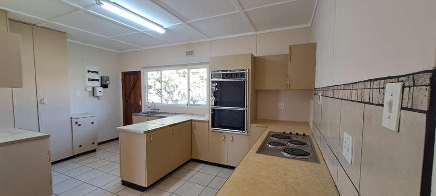 To Let 3 Bedroom Property for Rent in Bethlehem Rural Free State